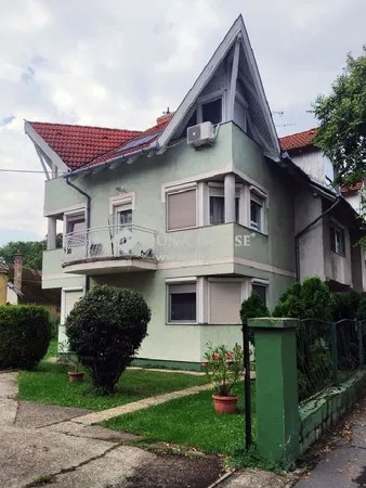 Eladó lakás Győr, Révfalu 81 nm