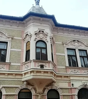 Eladó kereskedelmi és ipari ingatlan Szolnok, Belváros 735 nm