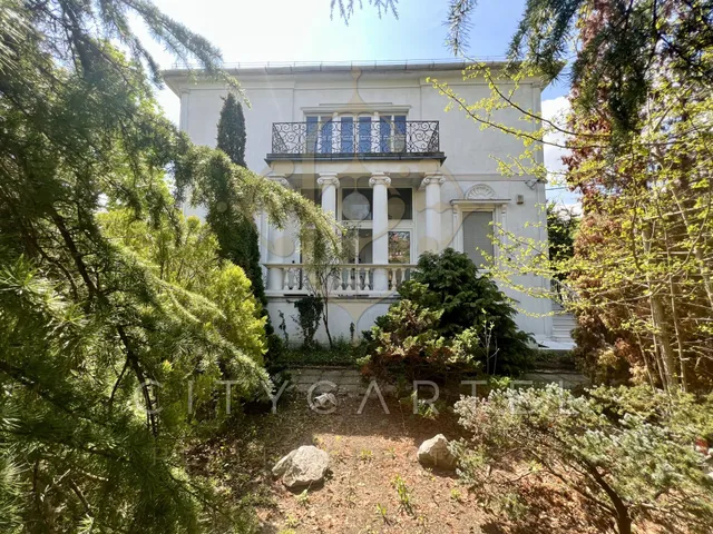 Eladó ház Budapest II. kerület, Rózsadomb 875 nm