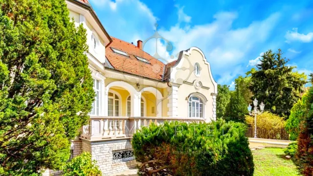 Eladó ház Budapest II. kerület 913 nm