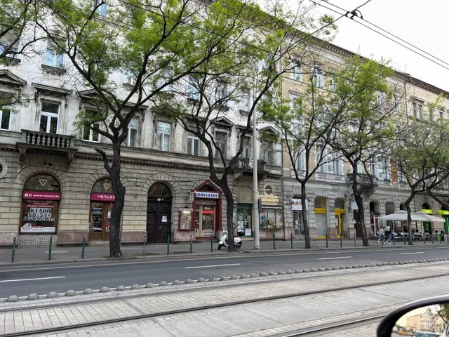 Eladó kereskedelmi és ipari ingatlan Budapest IX. kerület, Ferenc körút 92 nm