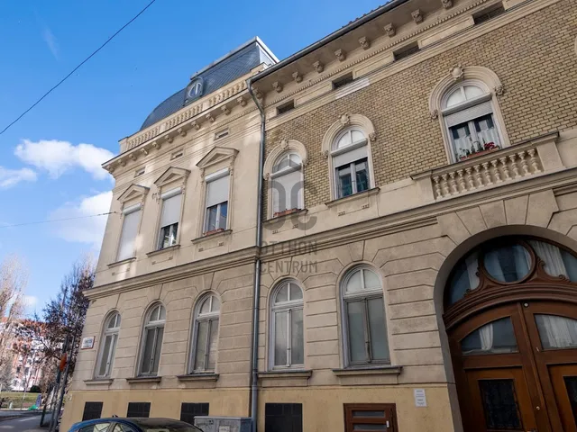 Eladó kereskedelmi és ipari ingatlan Budapest IX. kerület, Rehabilitációs terület IX. ker. 60 nm