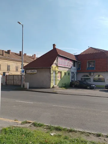 Eladó kereskedelmi és ipari ingatlan Pécs, Belváros 120 nm