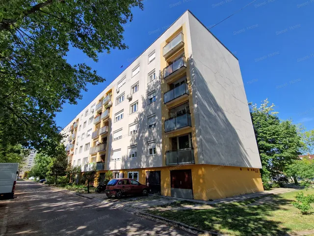 Eladó lakás Kecskemét, Széchenyiváros 53 nm