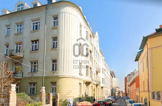 Eladó lakás Budapest I. kerület 100 nm