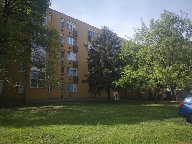 Eladó lakás Miskolc, Szentpéteri kapu 43 nm
