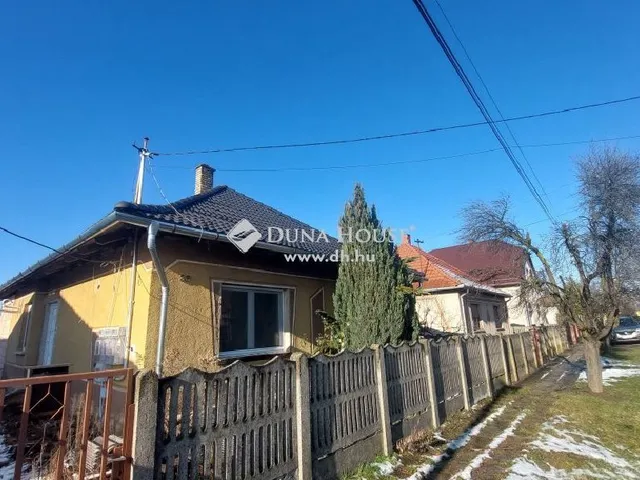 Eladó ház Dombóvár 100 nm