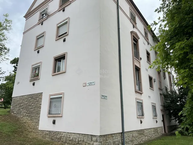 Eladó lakás Pécs 50 nm