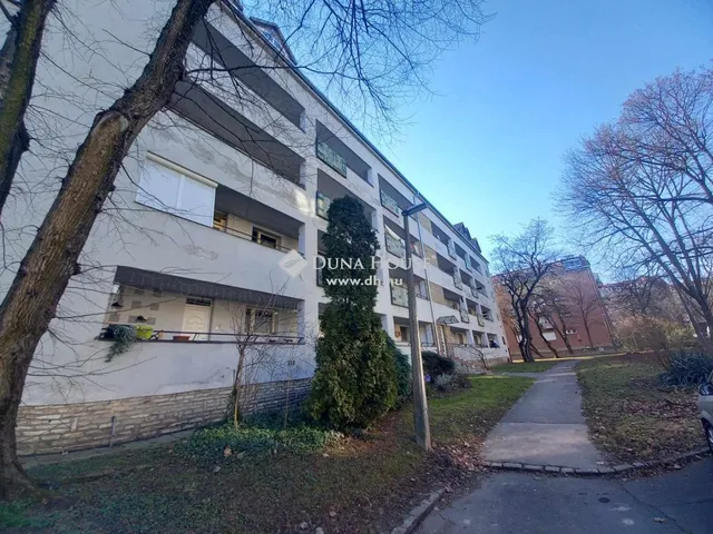 Eladó lakás Pécs 39 nm