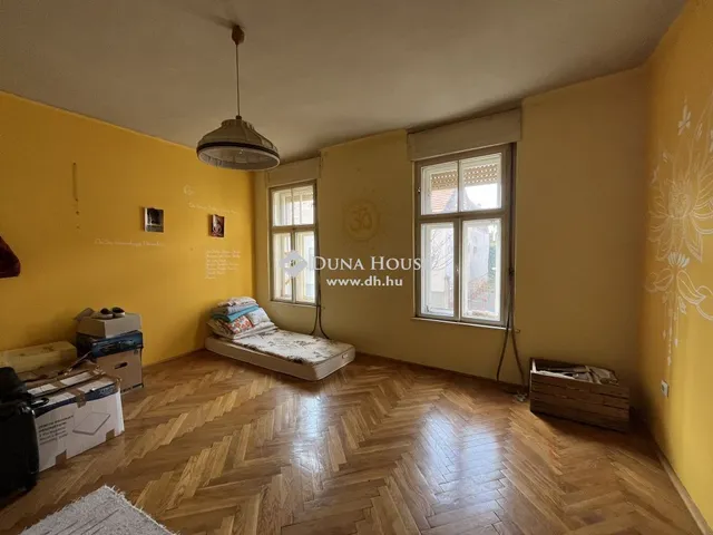Eladó ház Pécs 69 nm