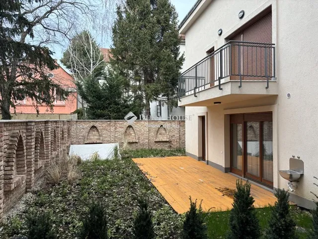 Eladó lakás Pécs 59 nm