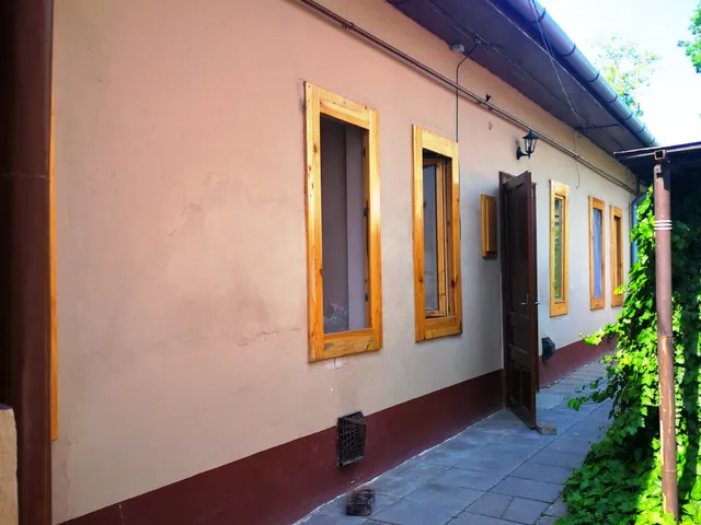 Kiadó ház Debrecen, Belváros 55 nm