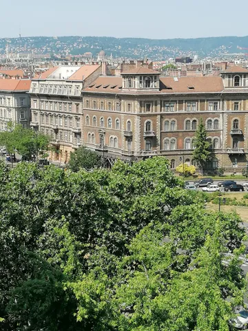 Eladó lakás Budapest VI. kerület 128 nm