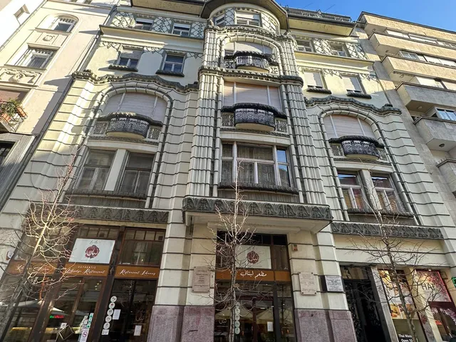 Eladó lakás Budapest V. kerület, Váci utca 110 nm