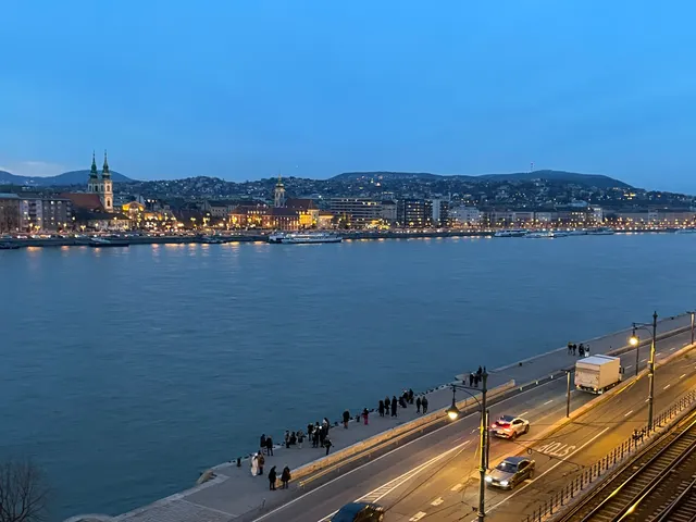 Eladó lakás Budapest V. kerület 65 nm