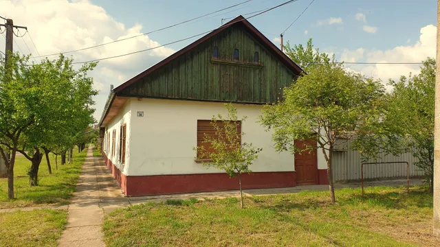 Eladó ház Csorvás, Széchenyi István utca 209 nm