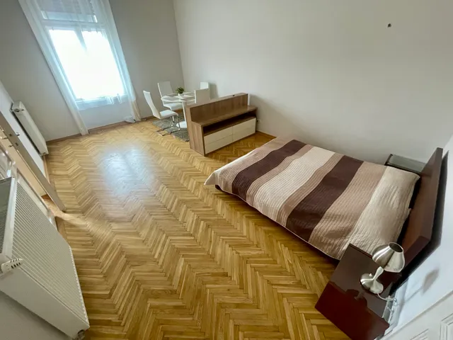Eladó lakás Budapest V. kerület 69 nm