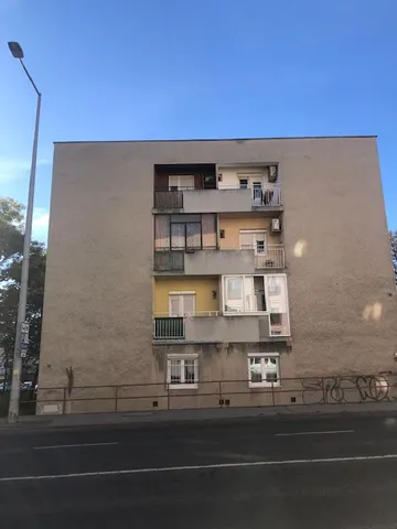 Eladó lakás Pécs, Athinay utca 56 nm