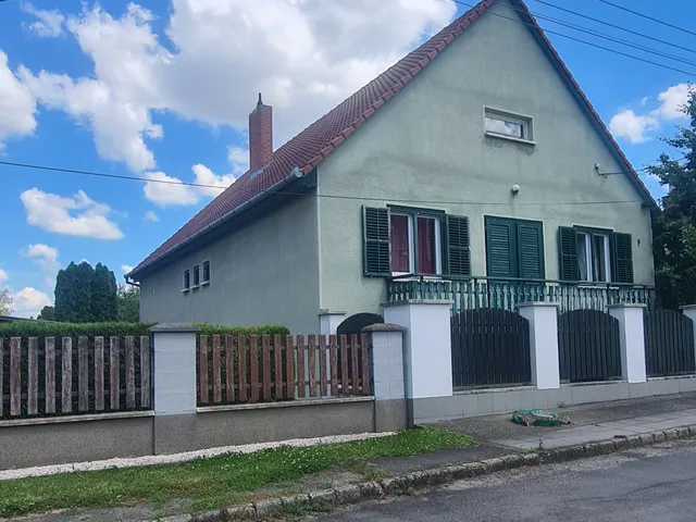 Eladó ház Pécs 157 nm
