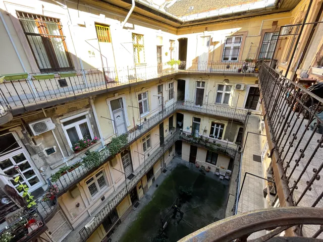 Eladó lakás Budapest VIII. kerület, Karácsony Sándor utca 51 nm