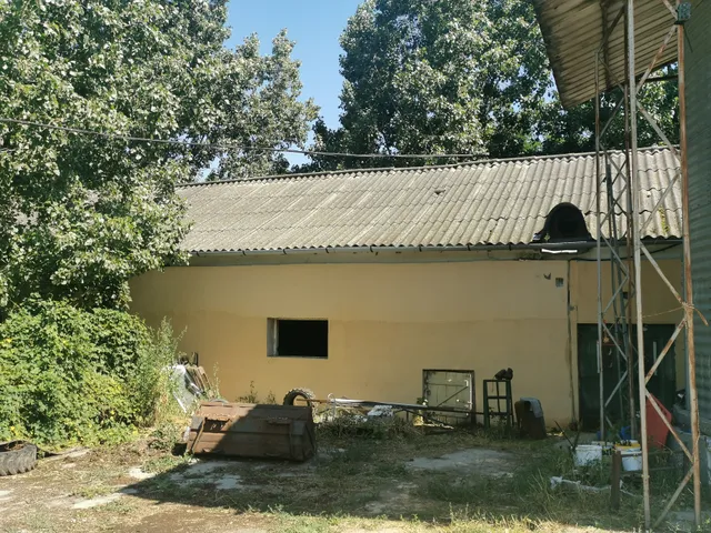 Eladó mezőgazdasági ingatlan Bakonyszombathely, Baross Gábor utca 1200 nm