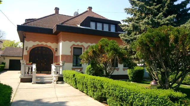 Eladó ház Budapest XVI. kerület, József utca 210 nm