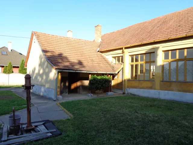Eladó ház Izsák, Kölcsey Ferenc utca 106 nm