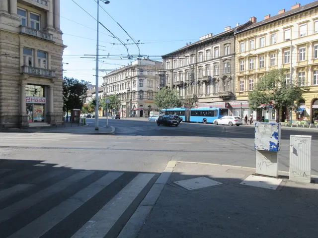 Eladó kereskedelmi és ipari ingatlan Budapest V. kerület 300 nm