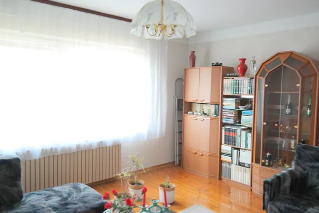 Budapest XVIII. kerület eladó családi ház 3 szobás: 74,9 millió Ft
