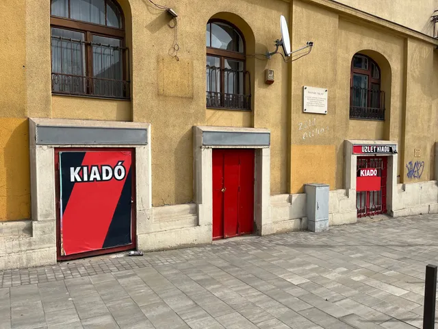 Kiadó kereskedelmi és ipari ingatlan Budapest II. kerület 100 nm