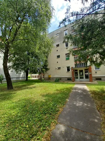 Eladó lakás Dombóvár, Zöldfa utca 54 nm
