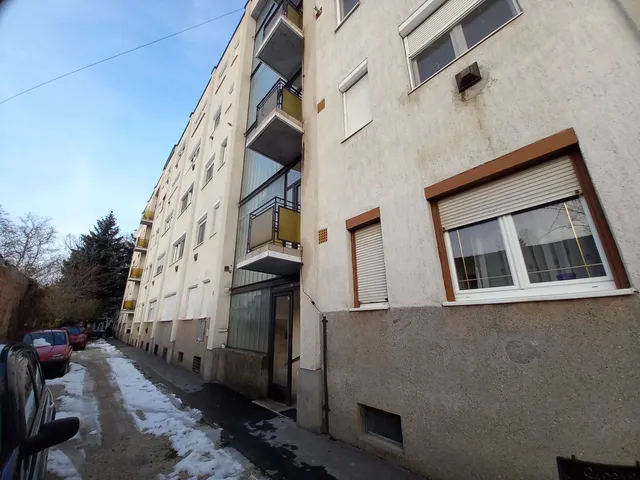 Eladó lakás Kaposvár, Fő utca 56 nm