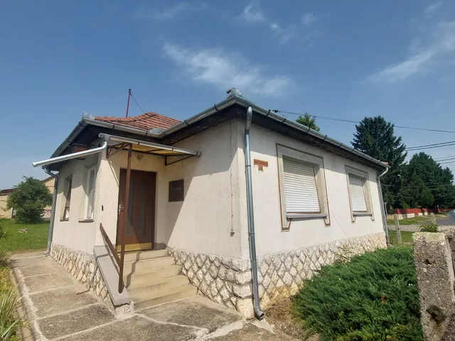 Eladó ház Dombóvár 90 nm