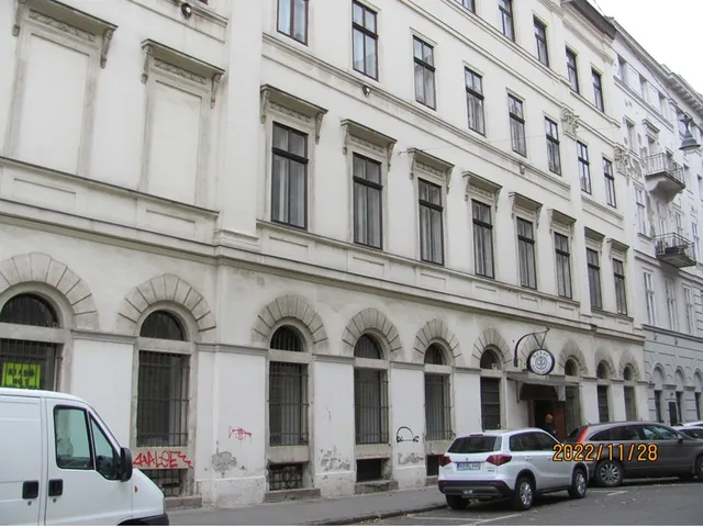 Eladó kereskedelmi és ipari ingatlan Budapest V. kerület 189 nm