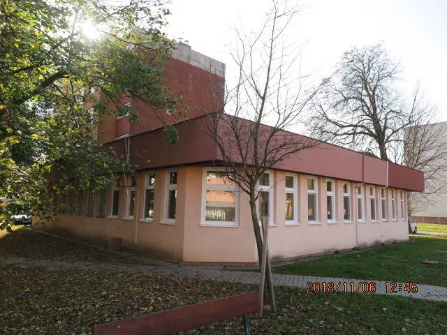 Eladó kereskedelmi és ipari ingatlan Dombóvár 171 nm