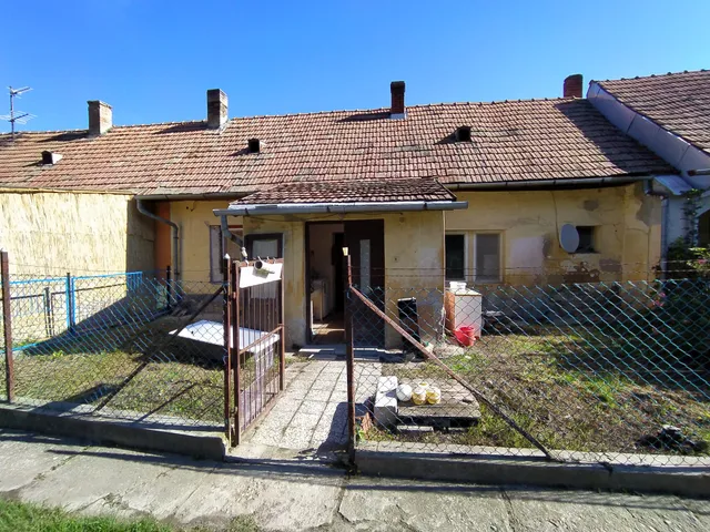 Eladó ház Lovászpatona, Kossuth Lajos utca 52 nm