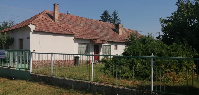 Eladó ház Koroncó, Széchenyi utca 93 nm
