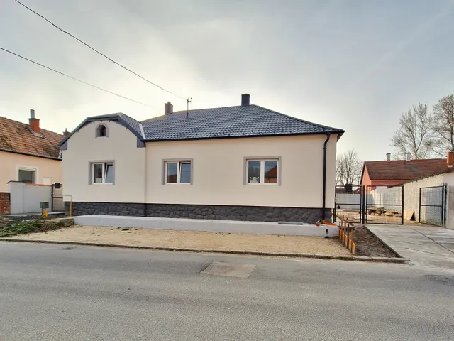Eladó ház Győrzámoly 110 nm