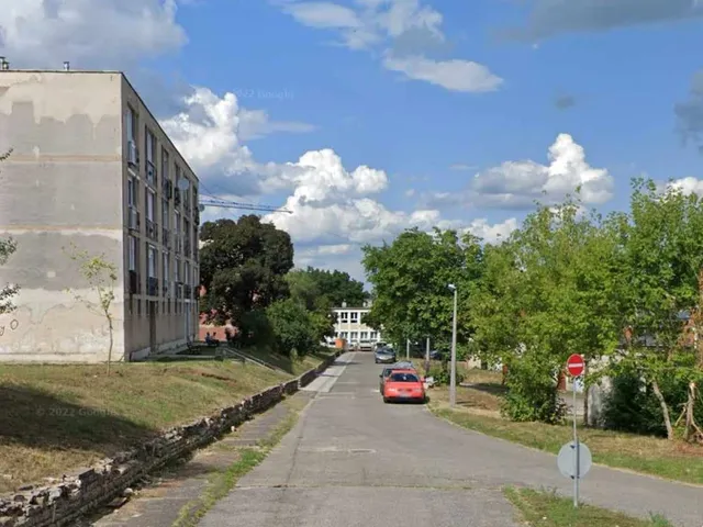 Eladó lakás Kazincbarcika, Iskola köz 42 nm