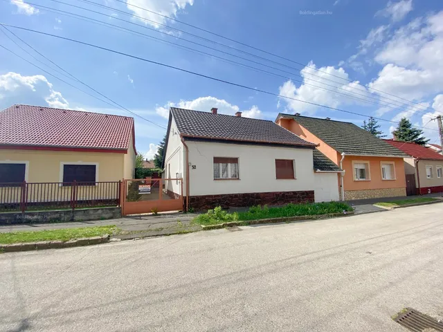 Eladó ház Kaposvár, Donner, Laborfalvi u. 83 nm