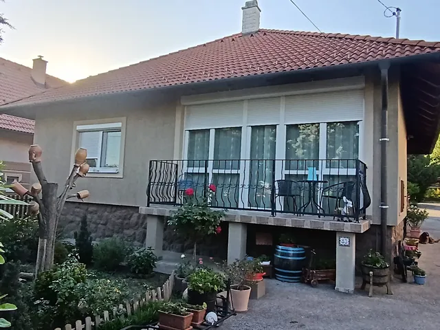 Eladó ház Budaörs 135 nm