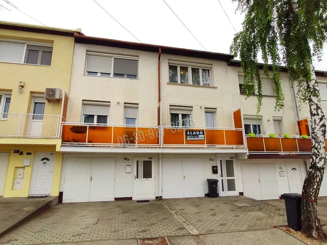 Eladó ház Győr, Szabadhegy 109 nm