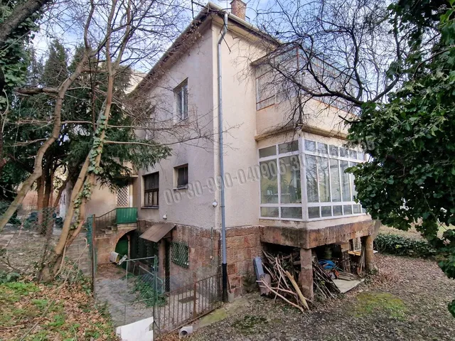Eladó ház Budapest XII. kerület, Mártonhegy 432 nm