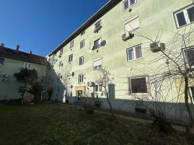 Eladó lakás Budapest X. kerület, Laposdűlő 68 nm