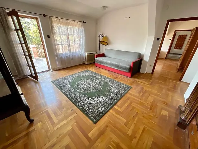 Eladó ház Budapest VIII. kerület, Tisztviselőtelep 260 nm