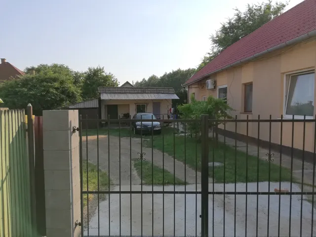 Eladó ház Tiszavasvári, Vasas utca 80 nm