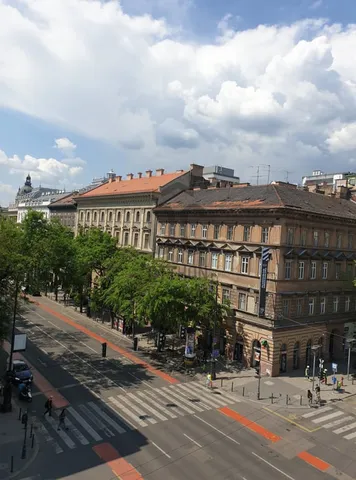Eladó lakás Budapest VI. kerület 95 nm