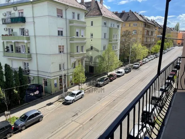 Eladó lakás Budapest XII. kerület, Németvölgy 52 nm