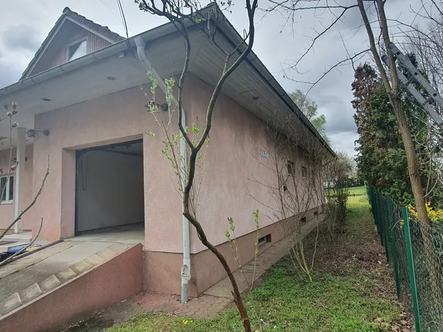 Eladó ház Budapest XVIII. kerület 285 nm
