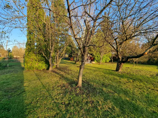 Szombathely eladó külterületi telek 956 m² telekterületű: 10,5 millió Ft